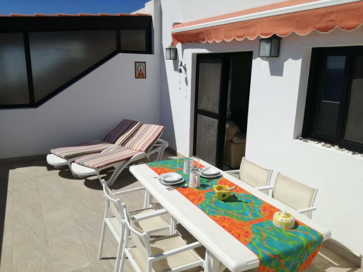 Ático En Primera Linea De Playa Gran Tarajal Esterno foto
